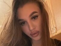 free chatroom KyraVictorine