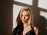 flirt chat room LanaSharapova