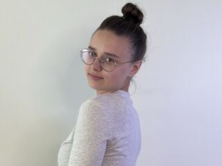 live webcam model LarraineKaber