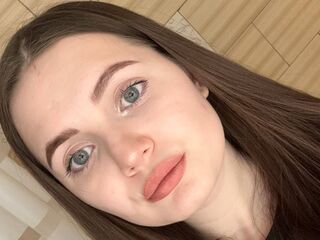 girl chatroom LauriMaynor