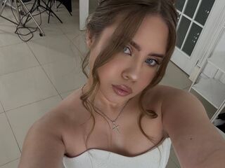 sexy webcamgirl picture LilianVanarsdale