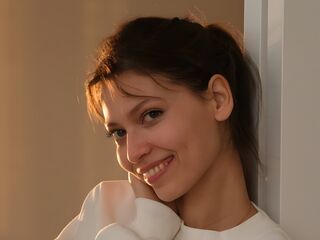 live free chat LivelyLaurie