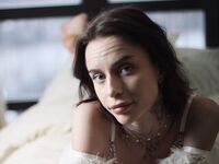 cam girl playing with sextoy LiviaSomberland