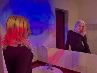 real live cam LucilleWiste