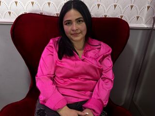 naughty camgirl masturbating LyaBonnet