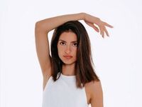 topless webcamgirl MarisThursby