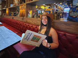 cam girl showing pussy MelanyCol