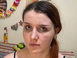 naked webcam girl photo MilanaKlark