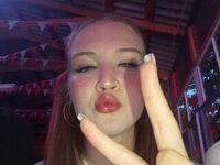 free liveshow NelleCauthorne
