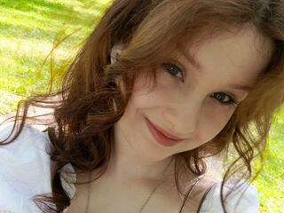 cam girl playing with sextoy NickieKounlavong