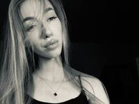 kinky webcam model NikkiTenerovich