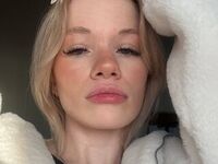 cam girl chat RenitaKoo