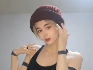 girl sex cam RoxannCobio