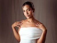 naked camgirl photo SarahCoolio