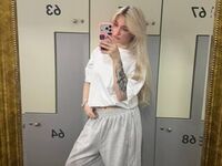 camgirl masturbating ScarlettAndreula