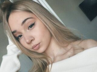 nude webcam girl photo ShaquitaSofranko