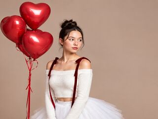 free nude live show TomikaHocket