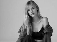 camgirl masturbating with vibrator VenicePatlan