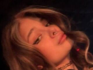 nude camgirl picture ViolaKerelina