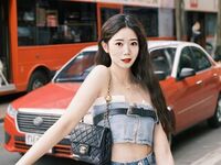 hot striptease show YiyiChen