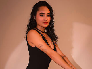 live free chat ZelynNoir
